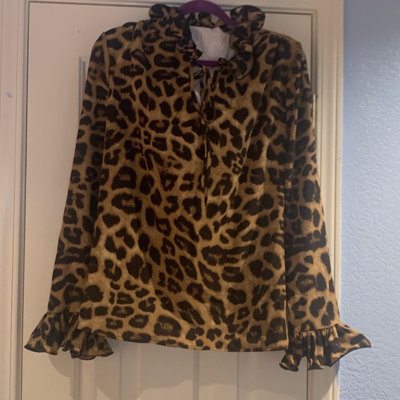 Leopard Print Ruffle Blouse - Picture 4 of 4